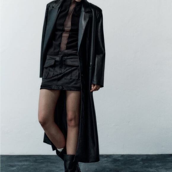 SIZE M - ZARA SATUN EFFECT MINI SKIRT - BRAND NEW WITH TAG - Picture 2 of 10